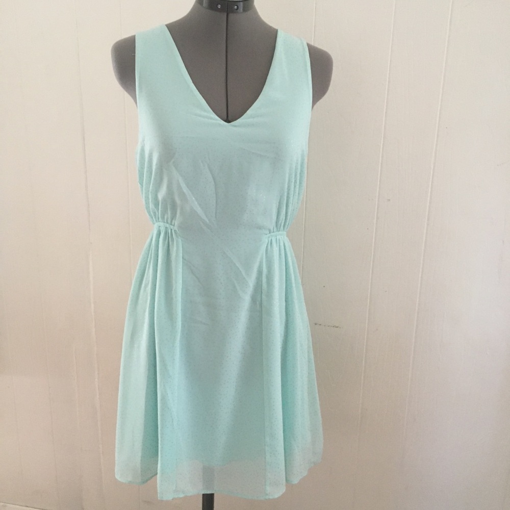 NWOT Aina Be mint/silver dress M.